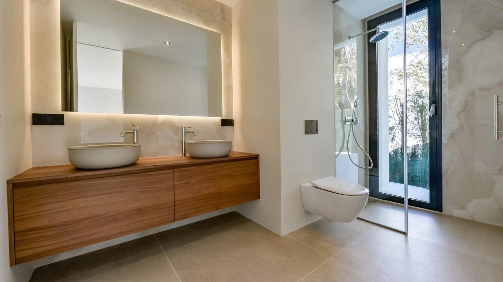 4 bedroom Villa for sale in Altea with pool - € 2,690,000 (Ref: 8744666)