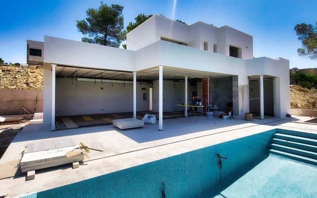 3 bedroom Villa for sale in Cometa - Carrió, Calpe / Calp with pool garage - € 975,000 (Ref: 8776857)