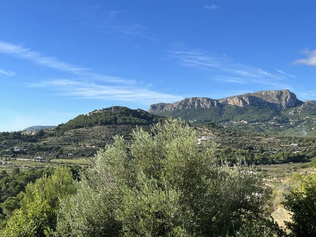 4 slaapkamer Villa te koop in Pueblo, Calpe / Calp met zwembad - € 2.150.000 (Ref: 8777811)