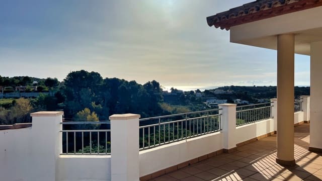 3 Zimmer Penthouse zu verkaufen in Altea la Vella, Altea - 589.000 € (Ref: 8782186)