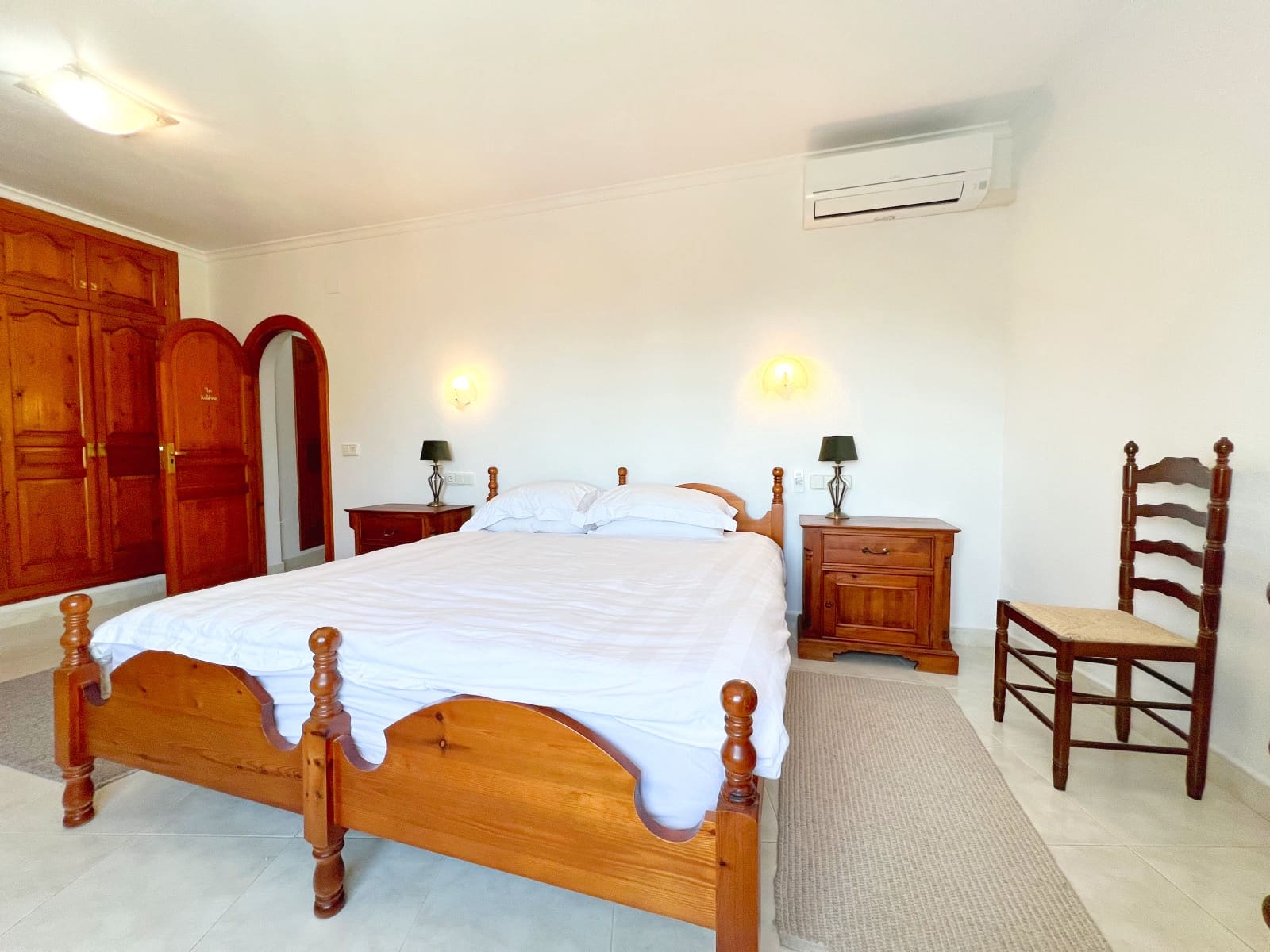 4 soveværelse Villa til salg i Calpe / Calp med swimmingpool garage - € 990.000 (Ref: 8788641)