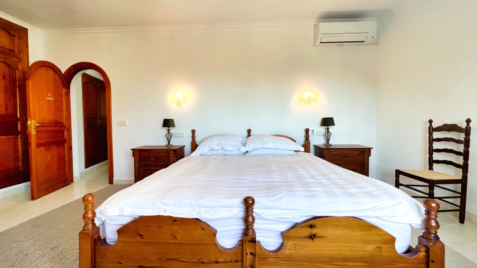 4 soveværelse Villa til salg i Calpe / Calp med swimmingpool garage - € 990.000 (Ref: 8788641)