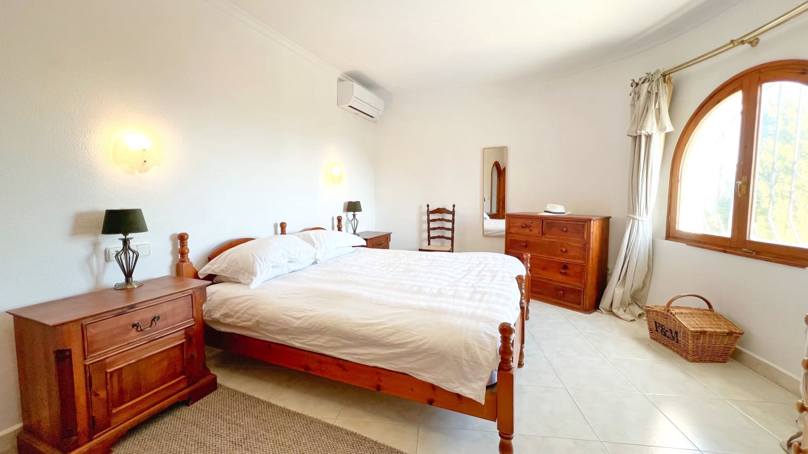 4 soveværelse Villa til salg i Calpe / Calp med swimmingpool garage - € 990.000 (Ref: 8788641)