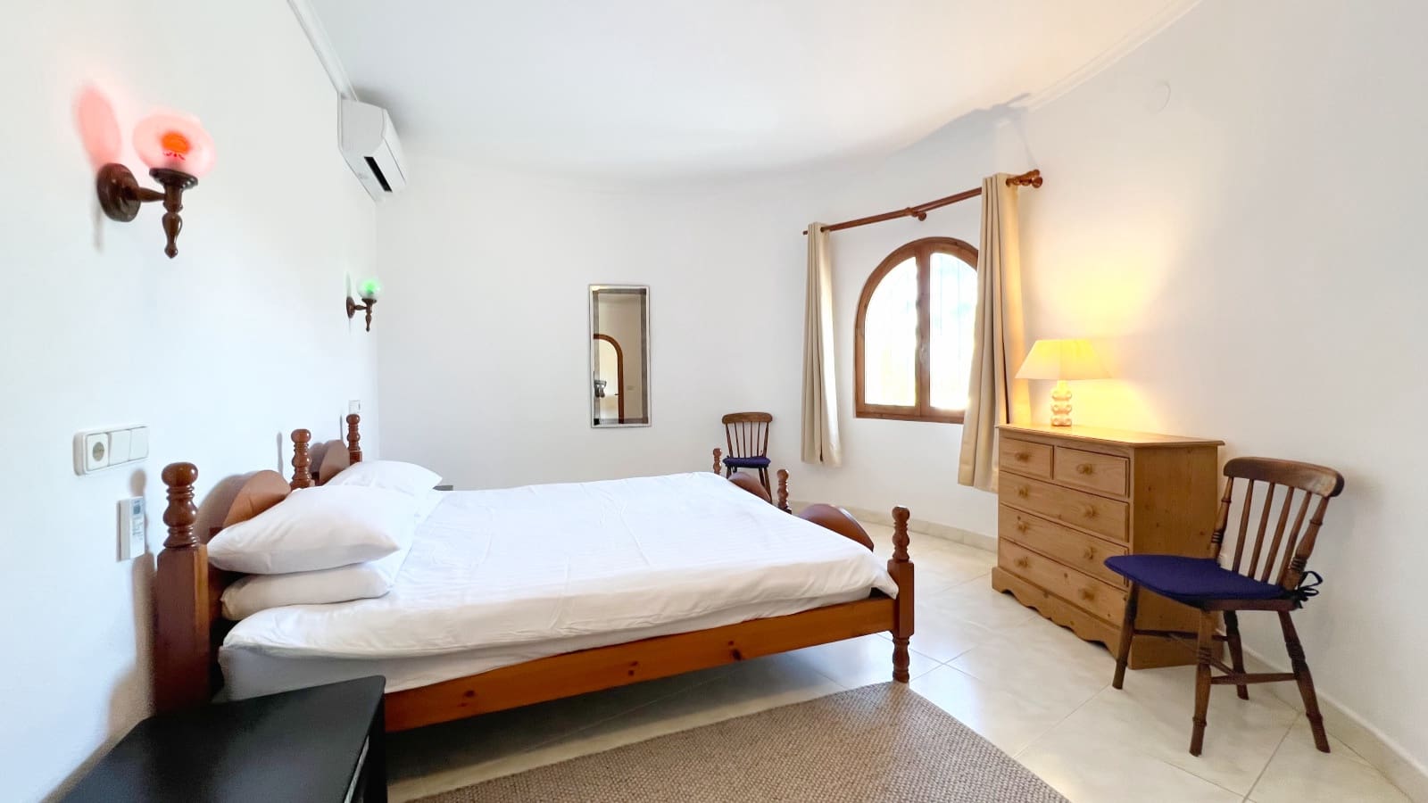 4 soveværelse Villa til salg i Calpe / Calp med swimmingpool garage - € 990.000 (Ref: 8788641)