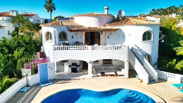 4 bedroom Villa for sale in Cometa - Carrió, Calpe / Calp with pool garage - € 990,000 (Ref: 8788641)