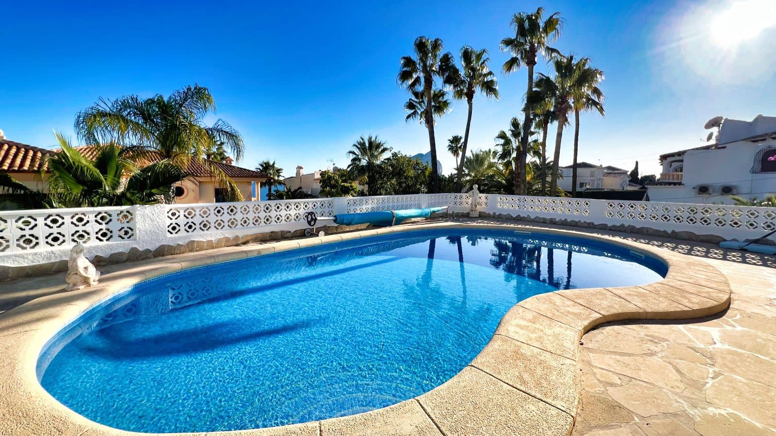 4 soveværelse Villa til salg i Calpe / Calp med swimmingpool garage - € 990.000 (Ref: 8788641)