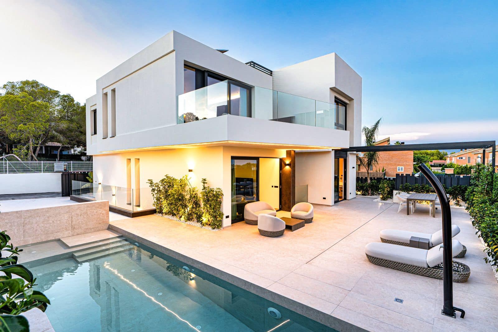 5 soverom Villa til salgs i La Nucia med svømmebasseng garasje - € 1 150 000 (Ref: 8800081)