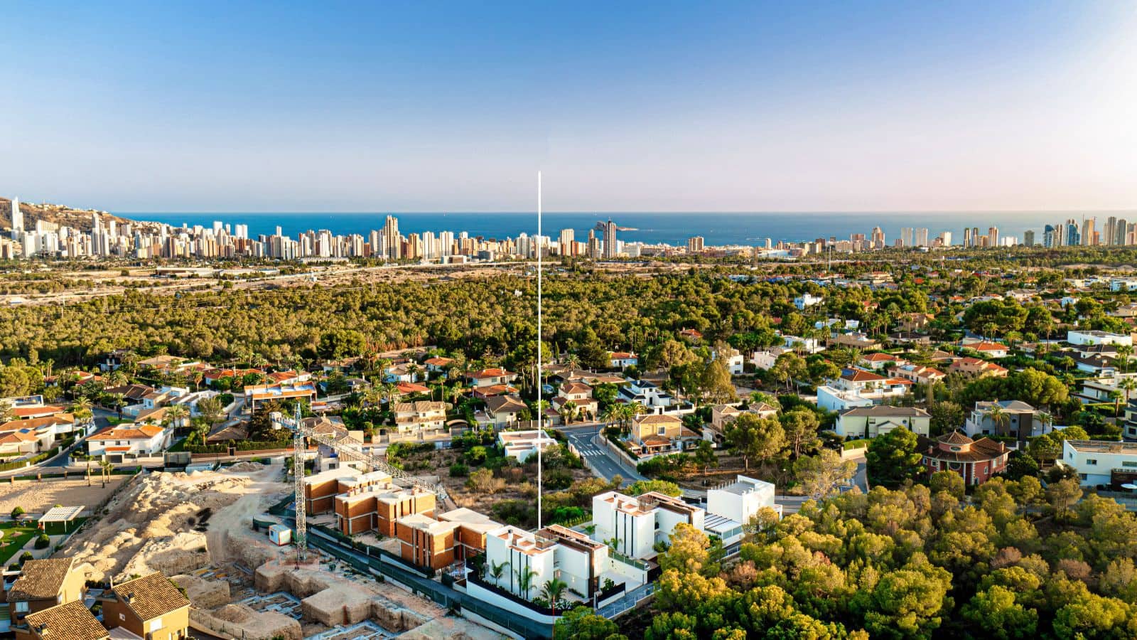 5 soverom Villa til salgs i La Nucia med svømmebasseng garasje - € 1 150 000 (Ref: 8800081)