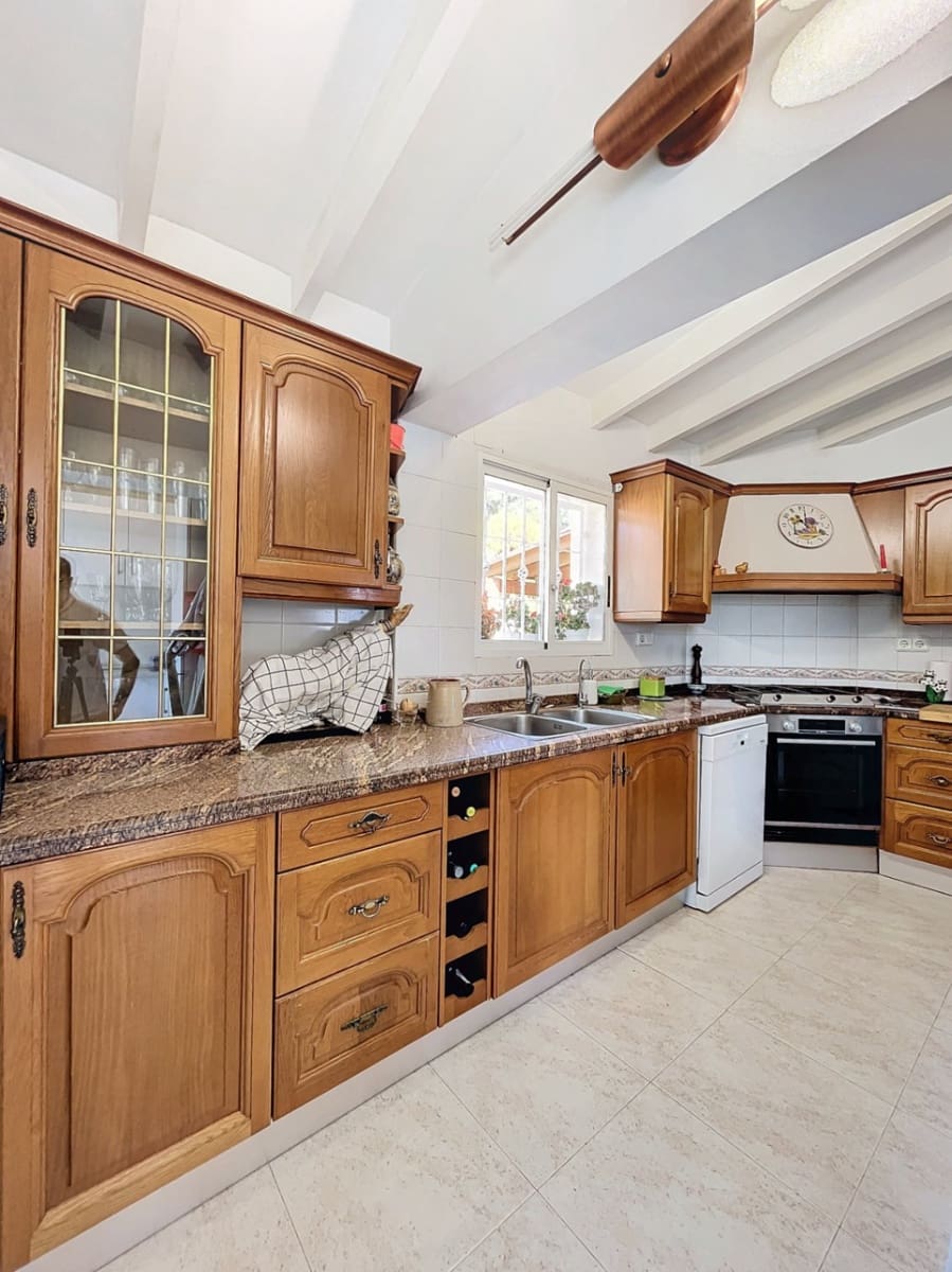 5 slaapkamer Villa te koop in La Nucia - € 775.000 (Ref: 8812425)