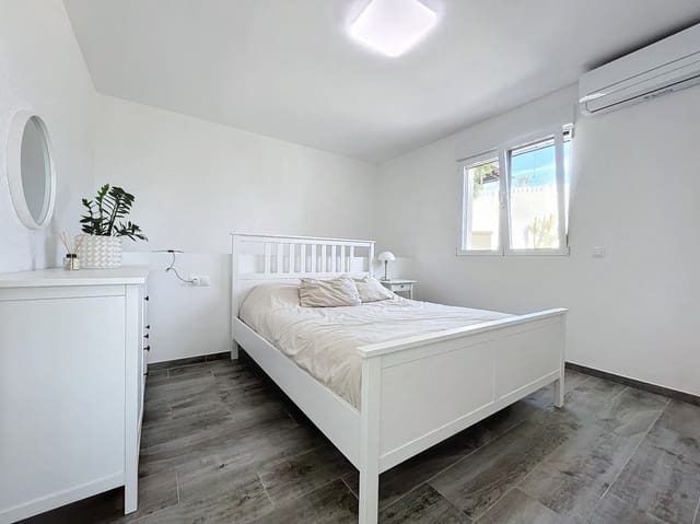 5 slaapkamer Villa te koop in La Nucia - € 775.000 (Ref: 8812425)