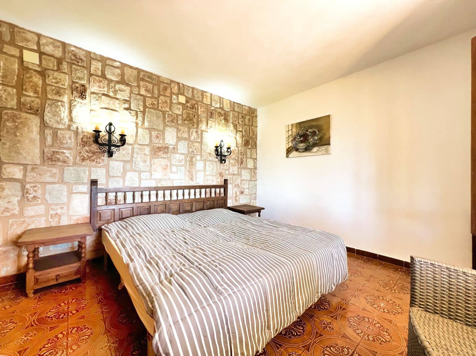 4 makuuhuone Huvila myytävänä paikassa Benissa mukana uima-altaan 
autotalli - 695 000 € (Ref: 8841879)