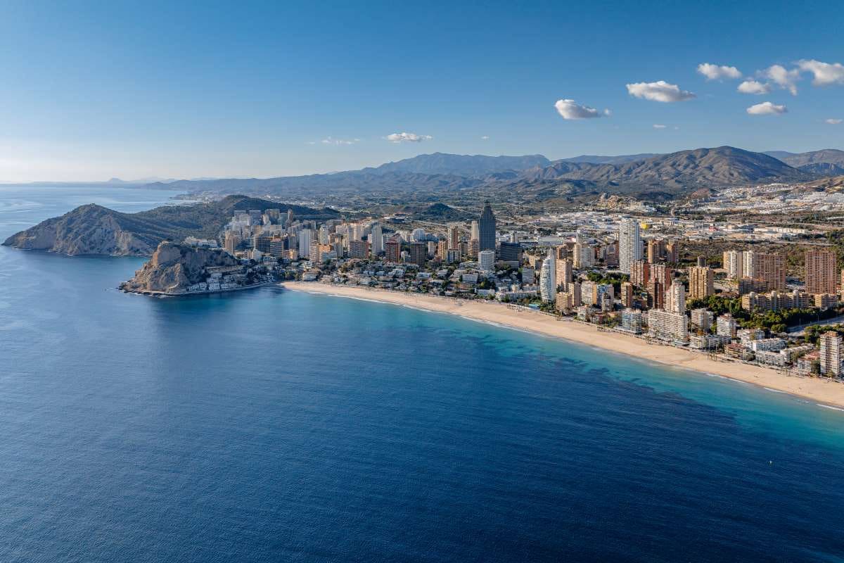 2 soveværelse Lejlighed til salg i Benidorm med swimmingpool - € 1.600.000 (Ref: 8868616)