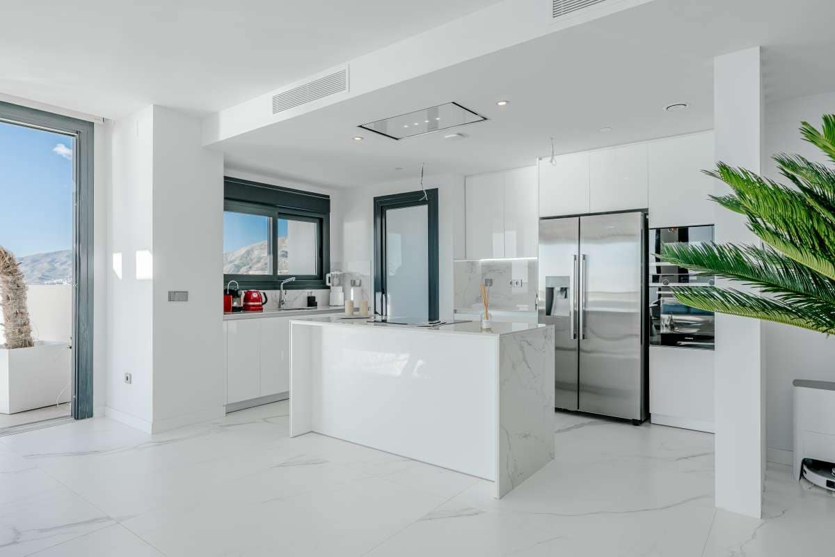 2 soveværelse Lejlighed til salg i Benidorm med swimmingpool - € 1.600.000 (Ref: 8868616)