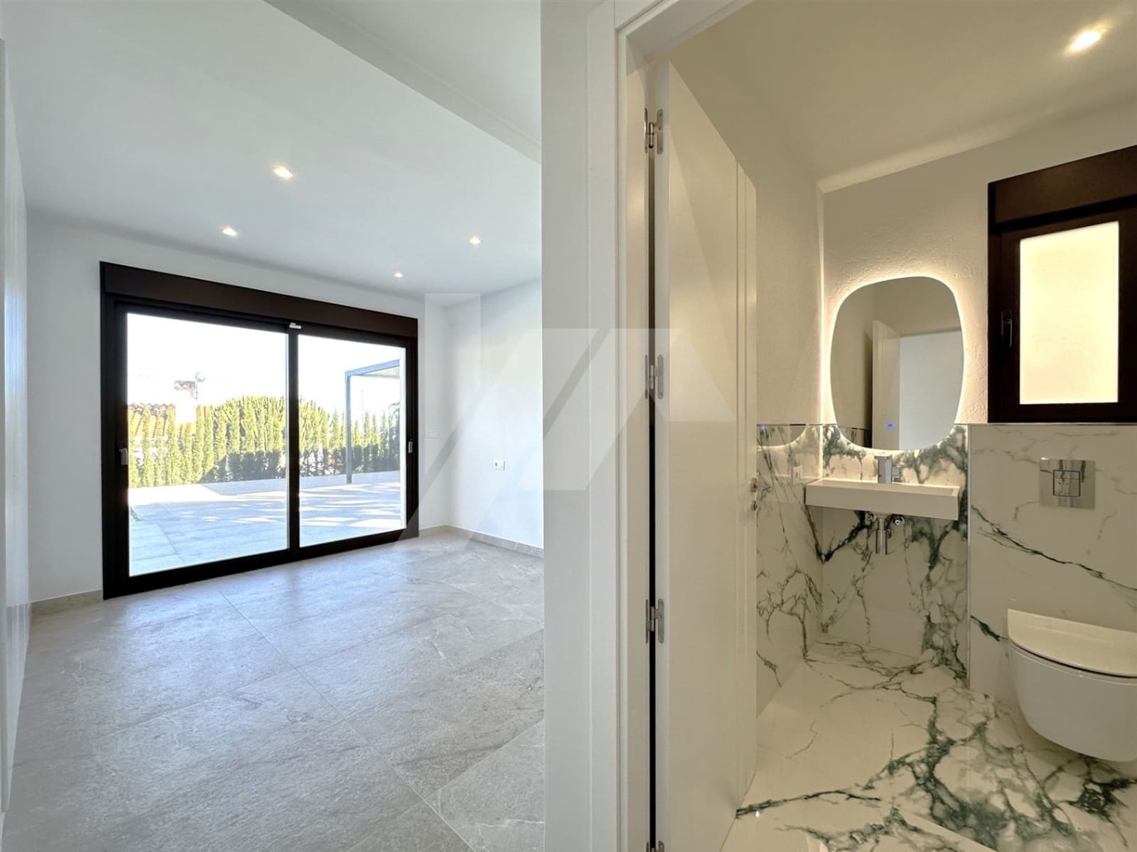 Chalet de 4 habitaciones en Dénia en venta con piscina garaje - 999.000 € (Ref: 8868625)