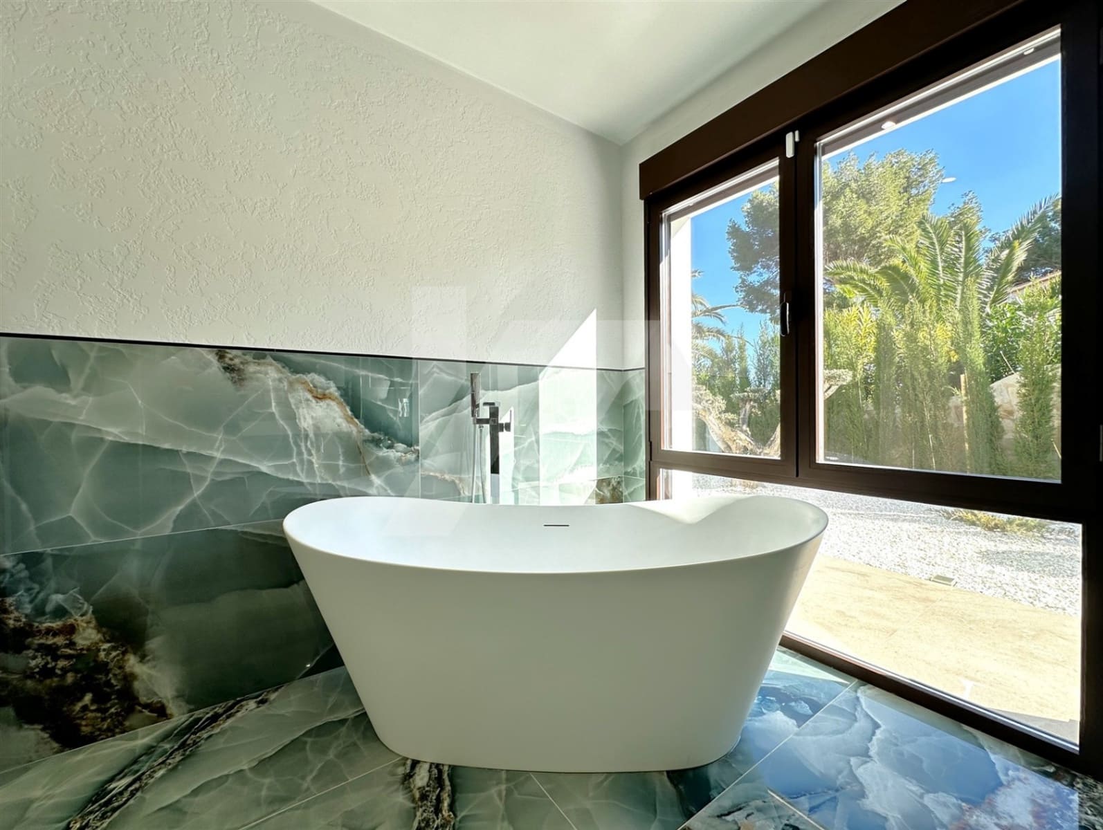 Chalet de 4 habitaciones en Dénia en venta con piscina garaje - 999.000 € (Ref: 8868625)