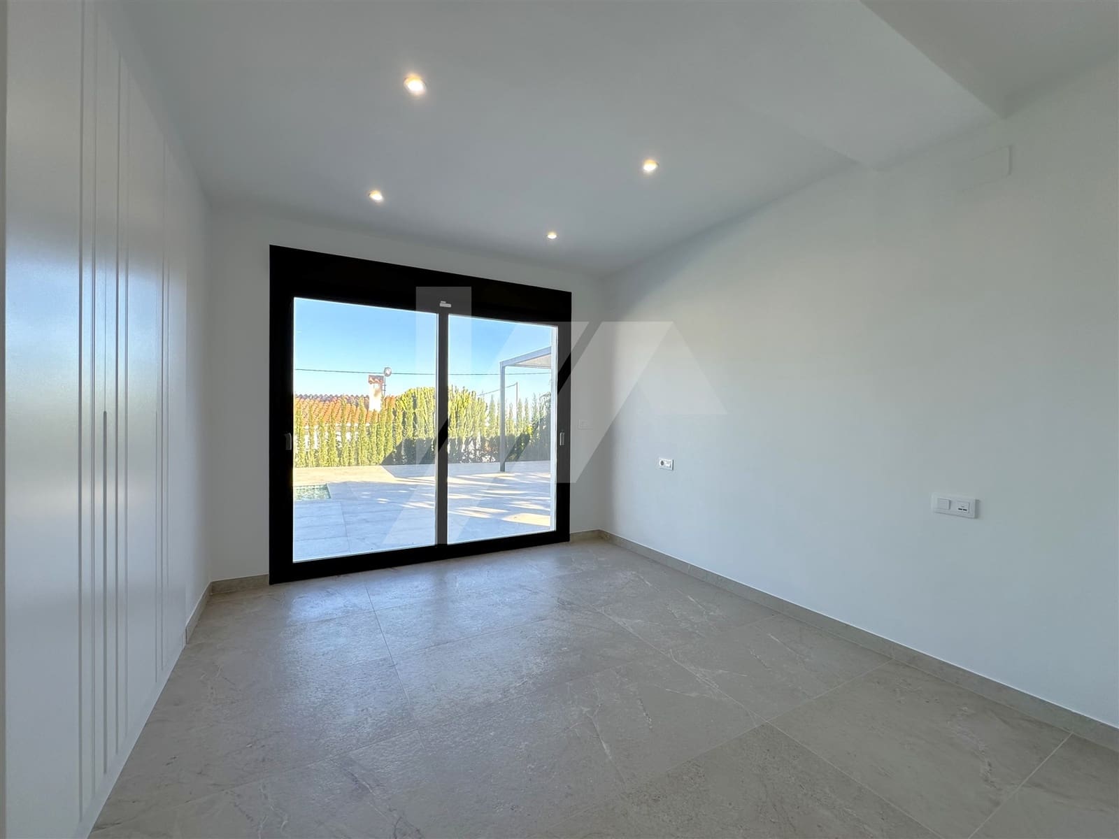 Chalet de 4 habitaciones en Dénia en venta con piscina garaje - 999.000 € (Ref: 8868625)