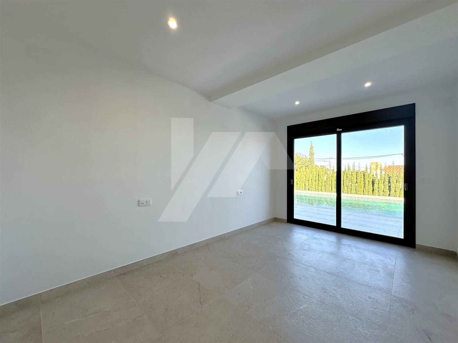 Chalet de 4 habitaciones en Dénia en venta con piscina garaje - 999.000 € (Ref: 8868625)