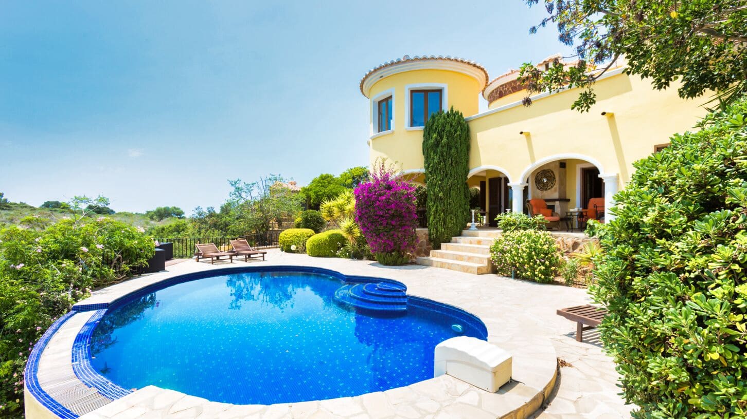 4 soveværelse Villa til salg i Cumbre del Sol med swimmingpool garage - € 1.545.000 (Ref: 8868631)