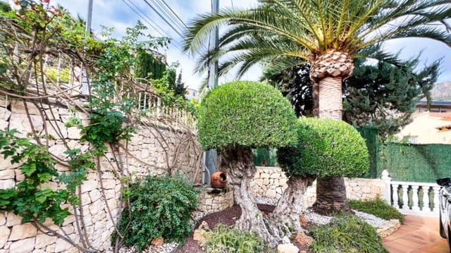 7 chambre Villa/Maison à vendre à Maryvilla, Calpe / Calp avec piscine garage - 1 150 000 € (Ref: 8868636)