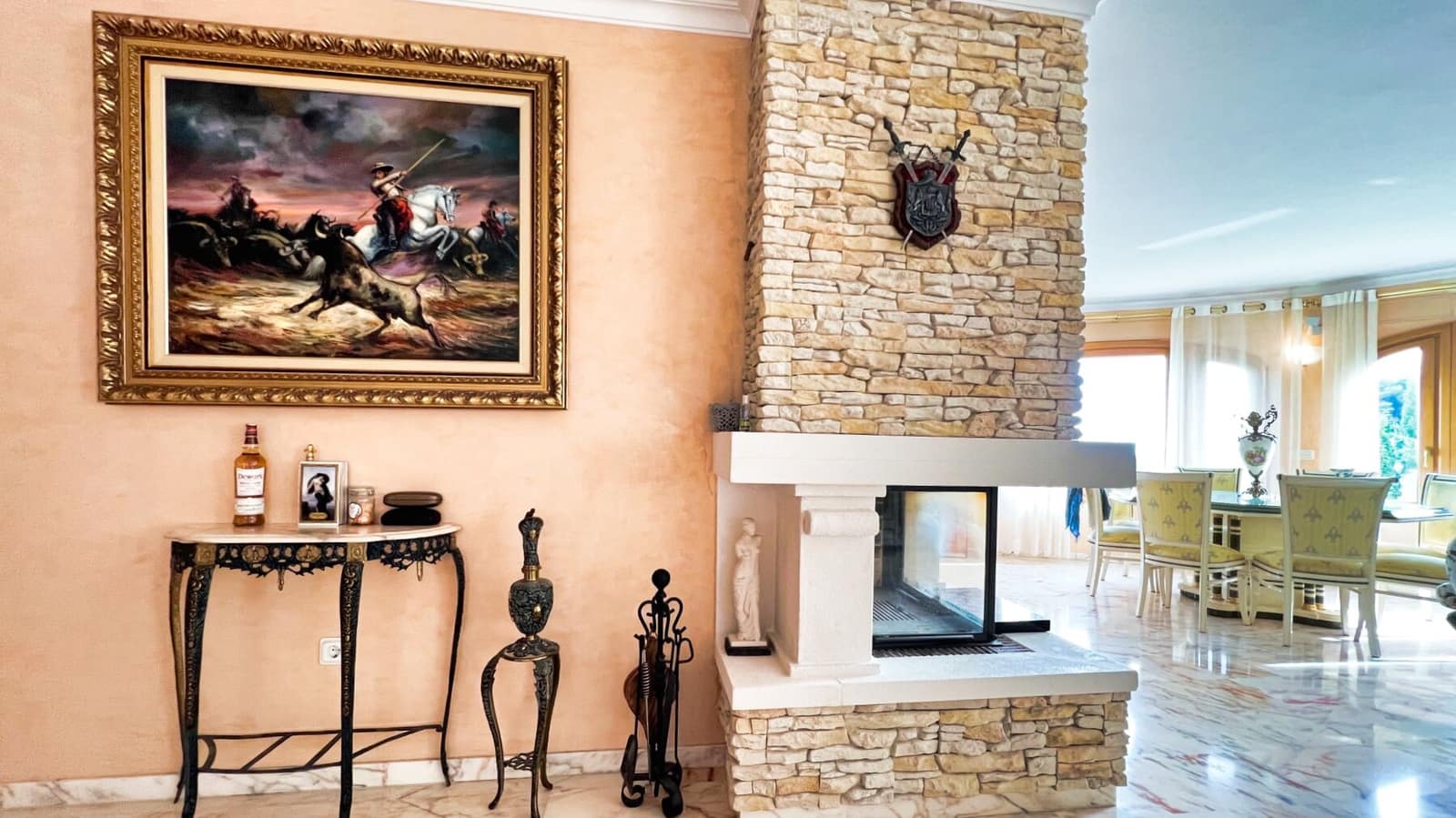 7 makuuhuone Huvila myytävänä paikassa Calpe / Calp mukana uima-altaan 
autotalli - 1 150 000 € (Ref: 8868636)