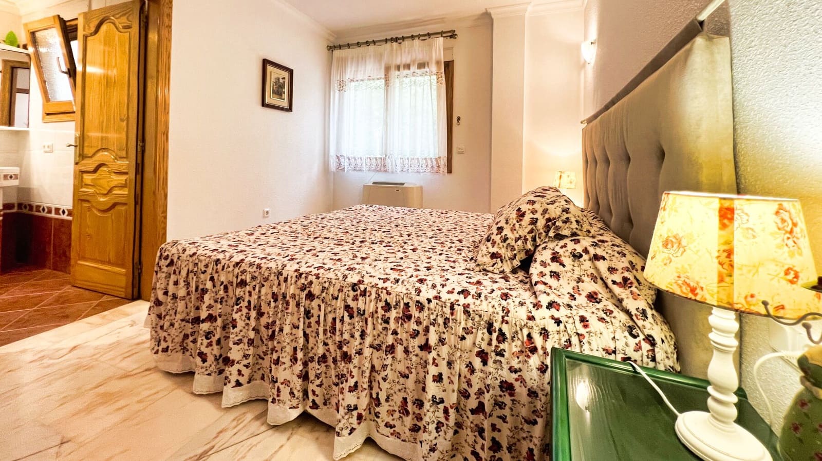 7 makuuhuone Huvila myytävänä paikassa Calpe / Calp mukana uima-altaan 
autotalli - 1 150 000 € (Ref: 8868636)