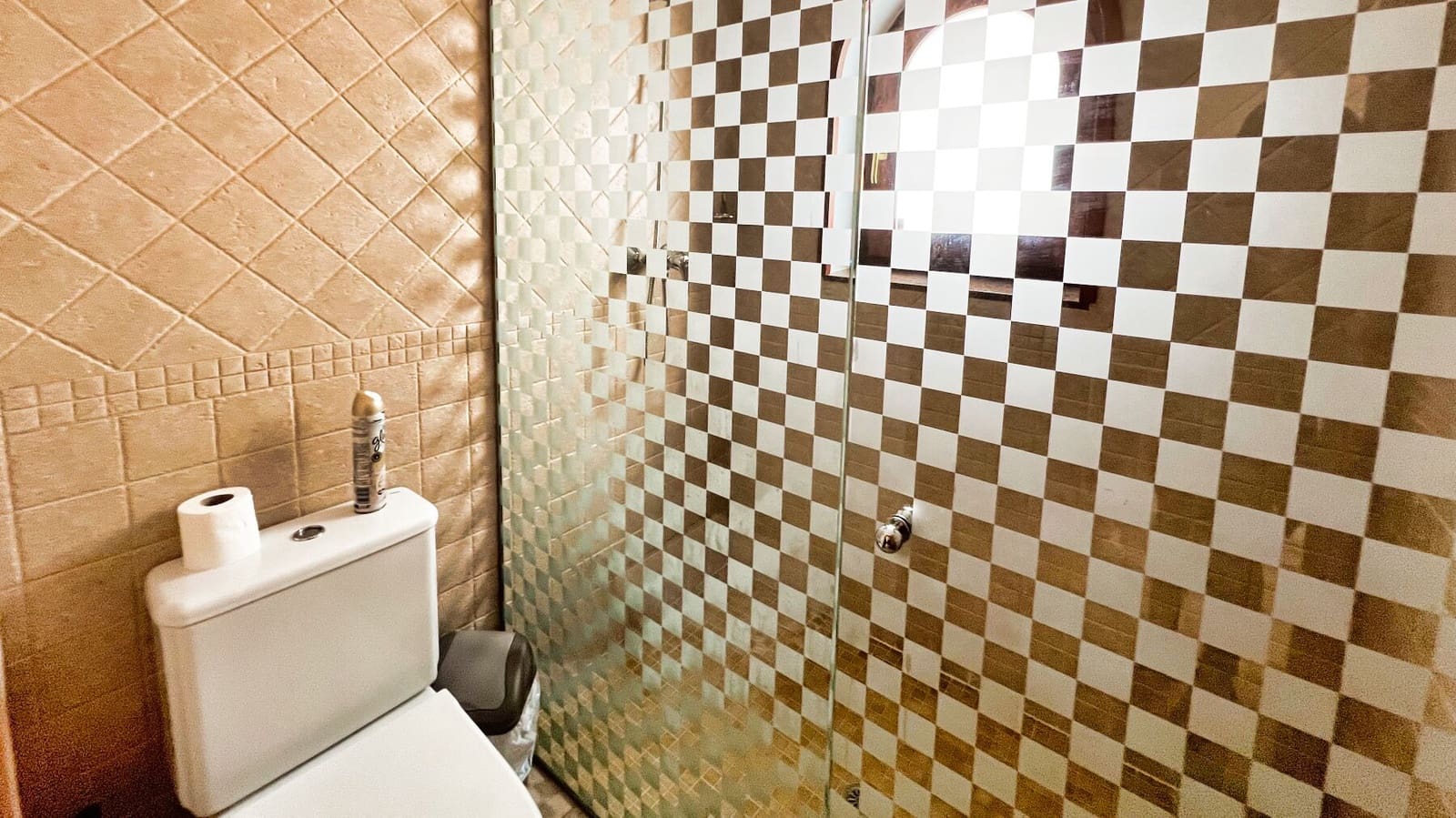 7 makuuhuone Huvila myytävänä paikassa Calpe / Calp mukana uima-altaan 
autotalli - 1 150 000 € (Ref: 8868636)