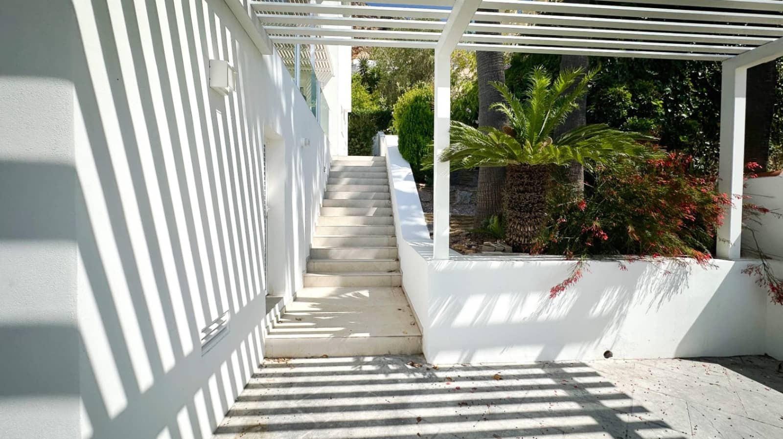 3 chambre Villa/Maison à vendre à Altea avec piscine garage - 1 500 000 € (Ref: 8881021)