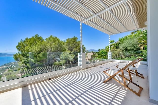 3 bedroom Villa for sale in Altea with pool garage - € 1,650,000 (Ref: 8881021)