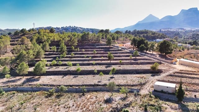 3 slaapkamer Finca/Landhuis te koop in La Nucia Pueblo  , La Nucia met zwembad garage - € 1.500.000 (Ref: 8881022)