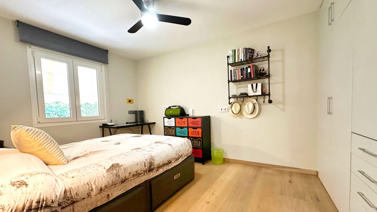 8 bedroom Villa for sale in Benidorm - € 1,295,000 (Ref: 8898182)