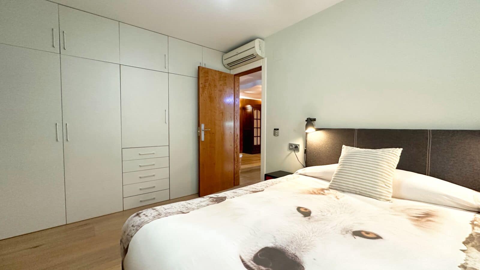 8 bedroom Villa for sale in Benidorm - € 1,295,000 (Ref: 8898182)