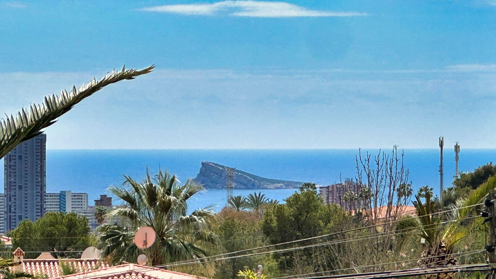 8 bedroom Villa for sale in Benidorm - € 1,295,000 (Ref: 8898182)