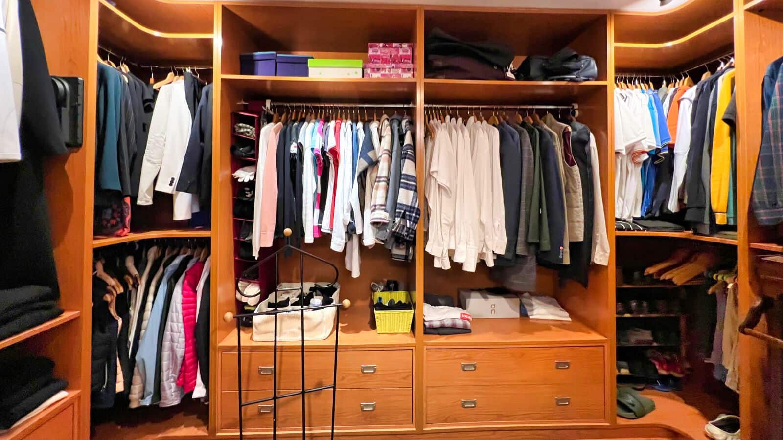 8 bedroom Villa for sale in Benidorm - € 1,295,000 (Ref: 8898182)