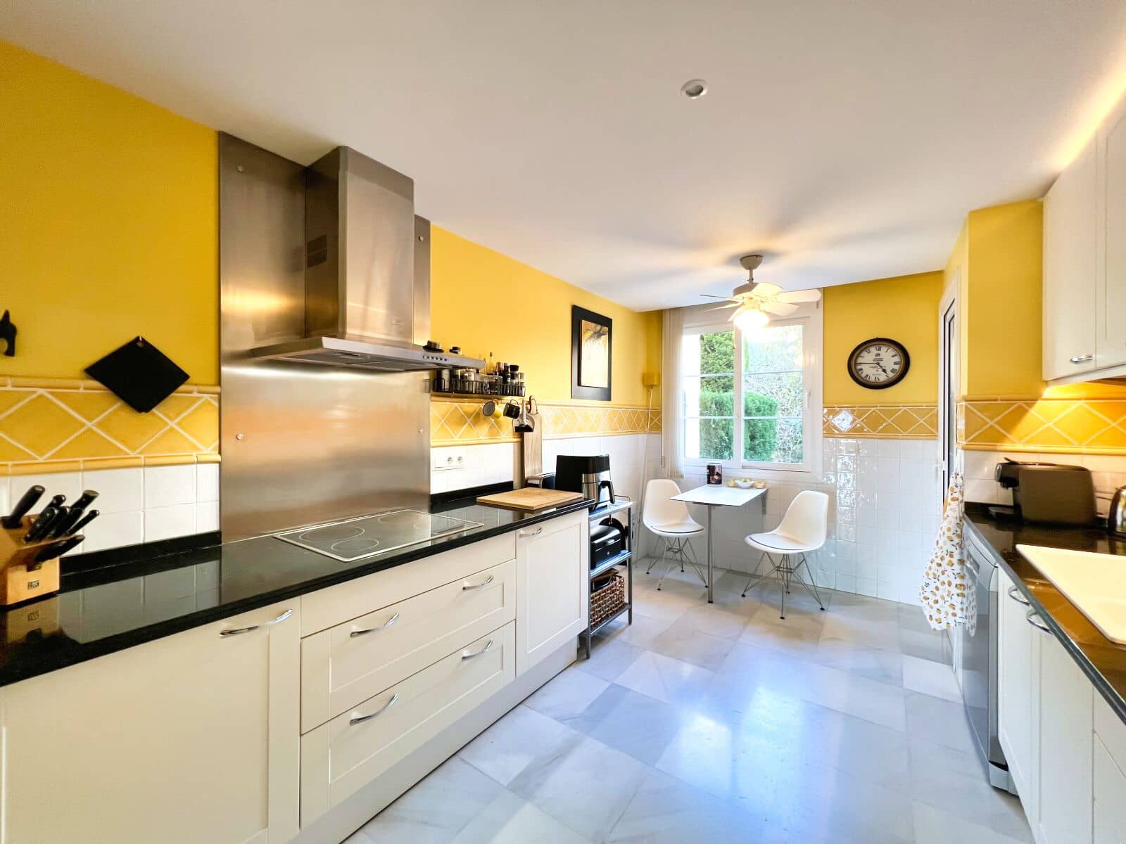 3 soveværelse Lejlighed til salg i Altea med swimmingpool garage - € 797.500 (Ref: 8906882)