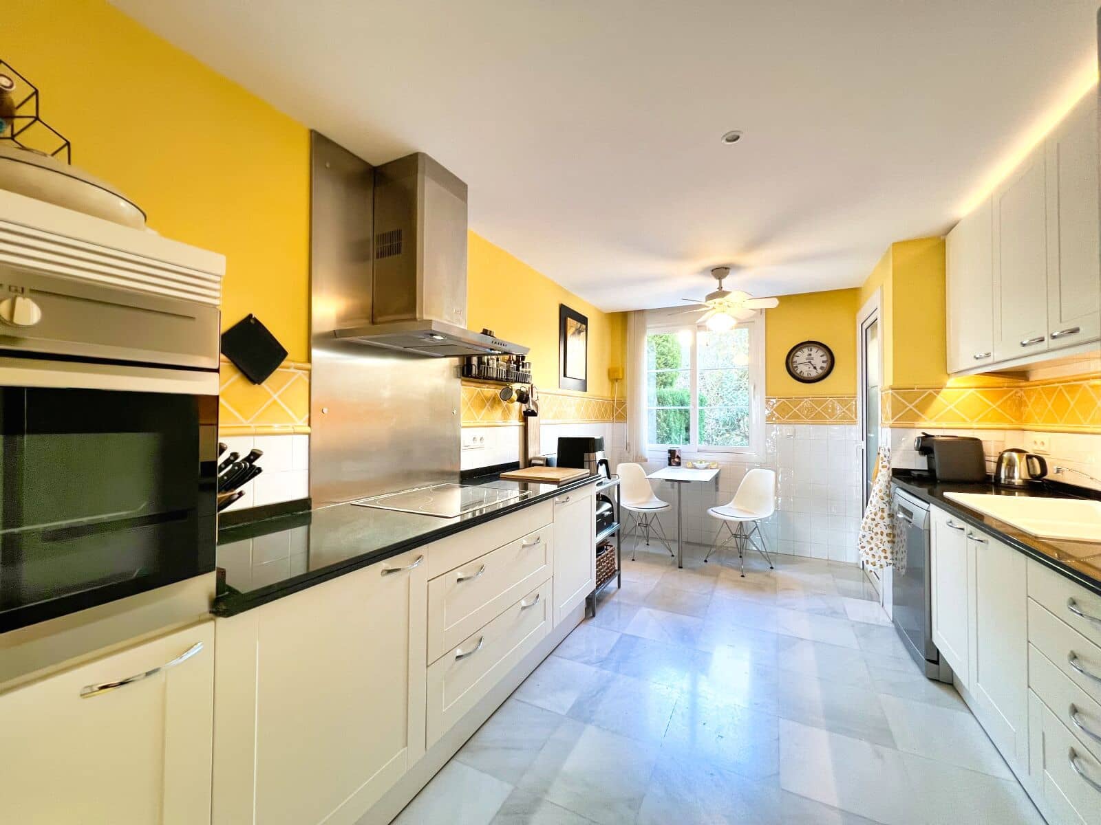 3 soveværelse Lejlighed til salg i Altea med swimmingpool garage - € 797.500 (Ref: 8906882)