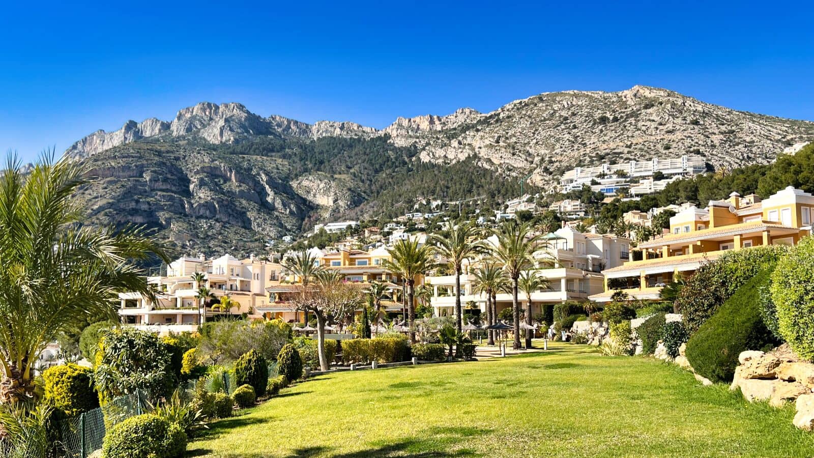 3 soveværelse Lejlighed til salg i Altea med swimmingpool garage - € 797.500 (Ref: 8906882)