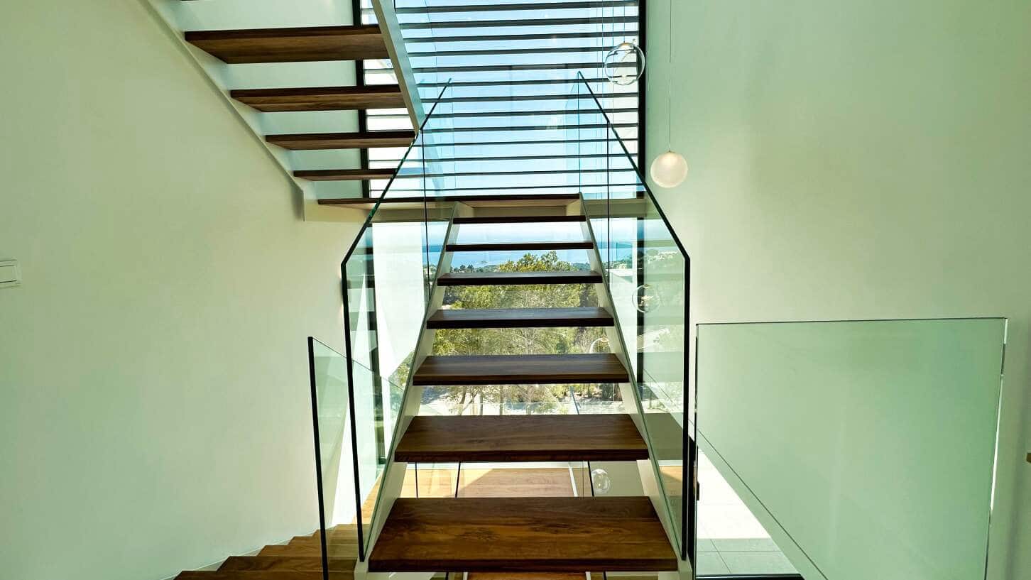 4 bedroom Villa for sale in Altea with pool garage - € 2,111,500 (Ref: 8913321)