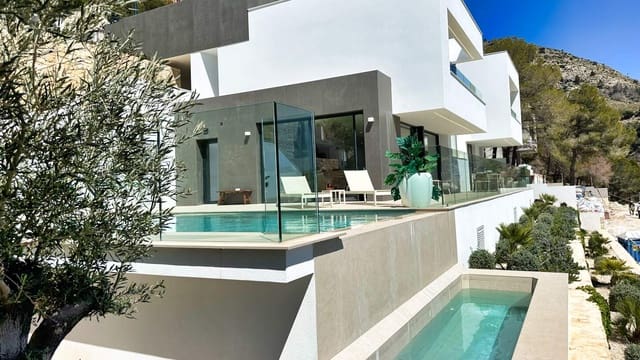 4 bedroom Villa for sale in Alhama Springs, Altea with pool garage - € 2,111,500 (Ref: 8913321)