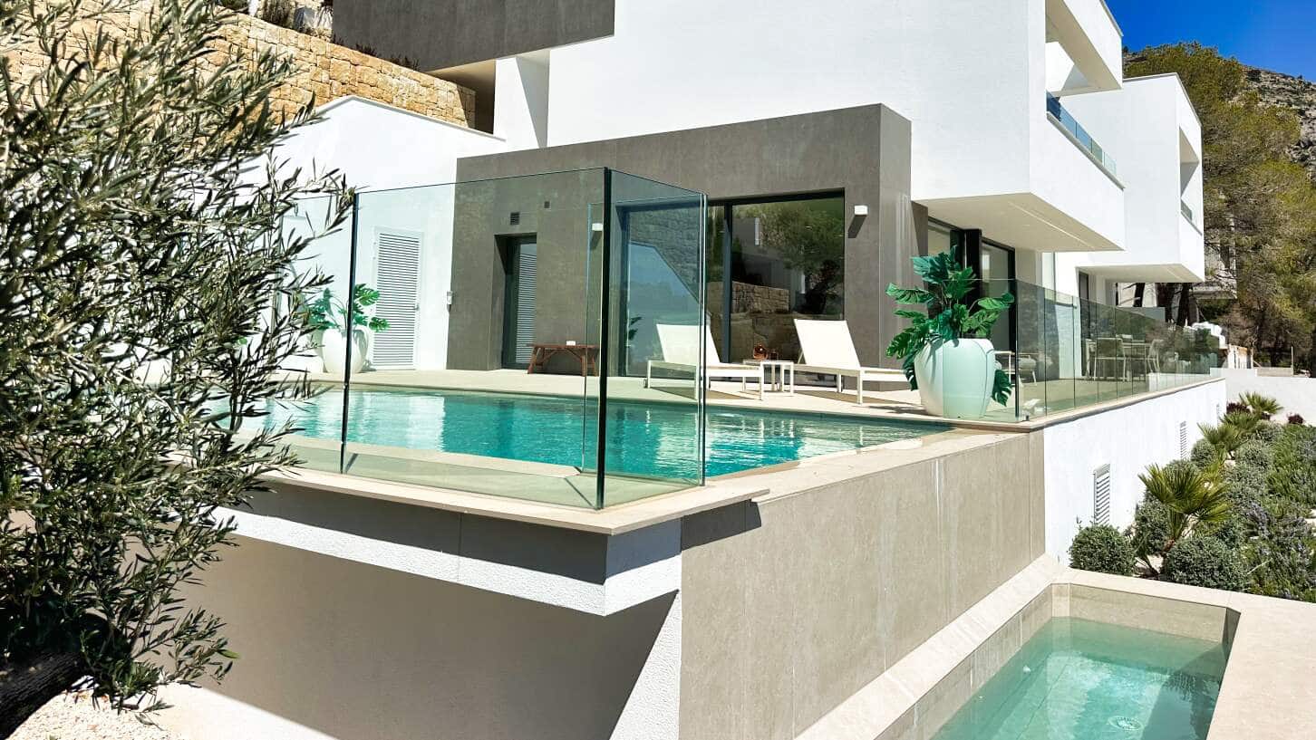 4 bedroom Villa for sale in Altea with pool garage - € 2,111,500 (Ref: 8913321)