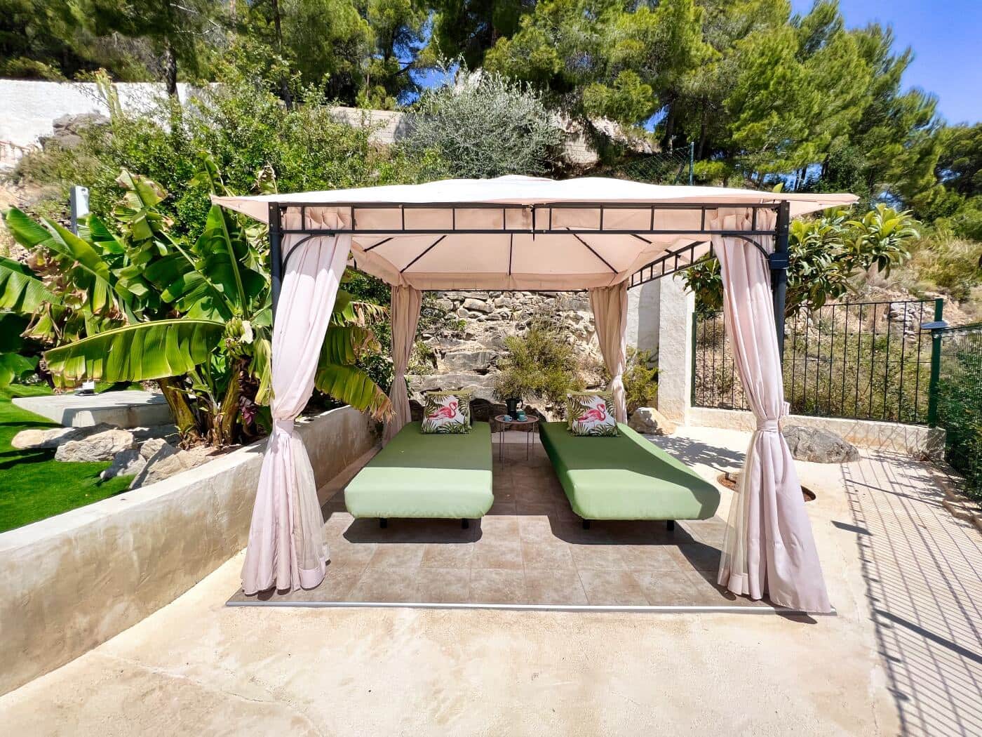 3 bedroom Villa for sale in Calpe / Calp with pool garage - € 675,000 (Ref: 8926997)