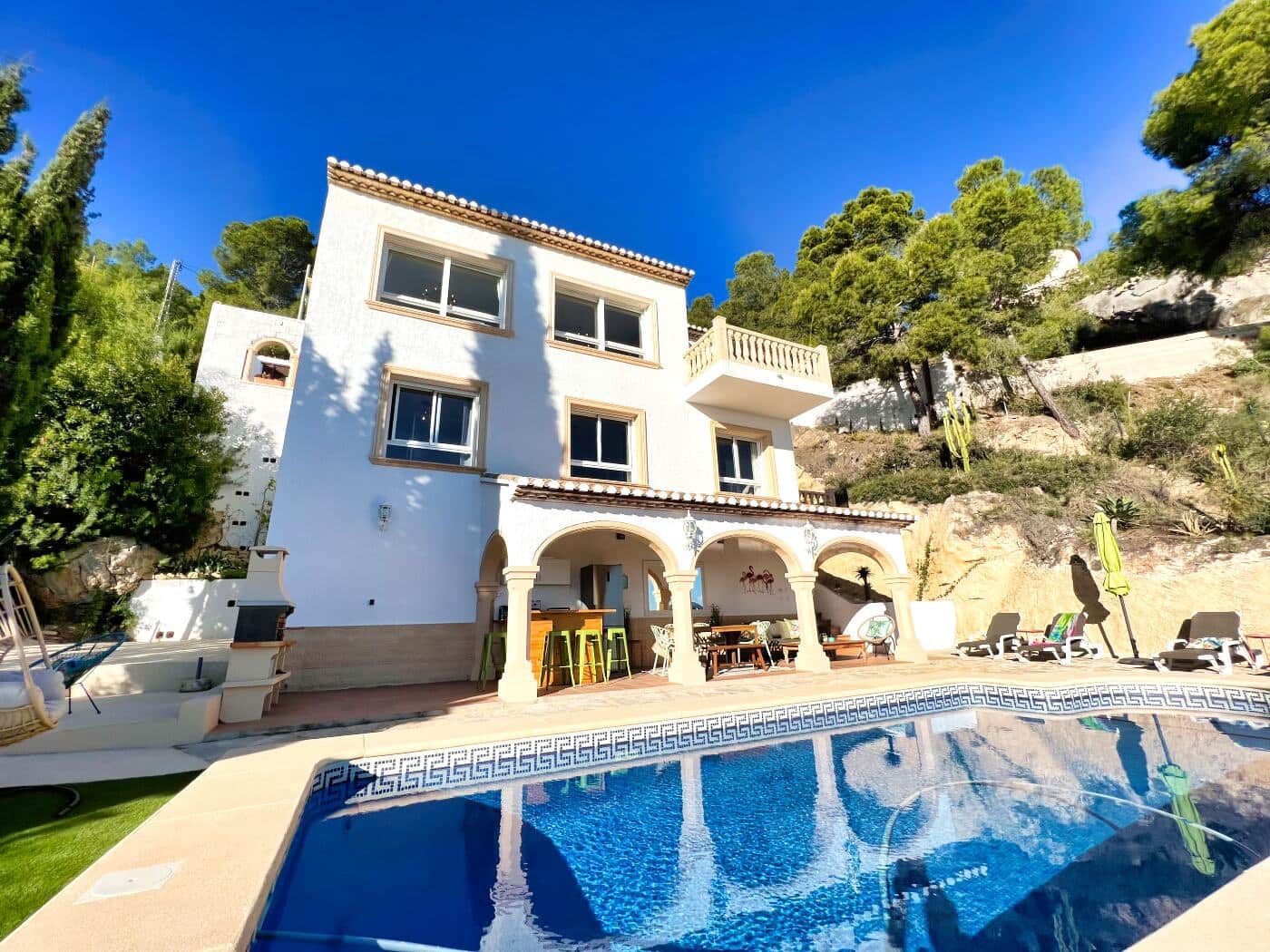 3 bedroom Villa for sale in Calpe / Calp with pool garage - € 675,000 (Ref: 8926997)