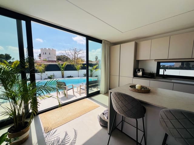 4 soveværelse Villa til salg i Altea med swimmingpool garage - € 1.175.000 (Ref: 8928517)