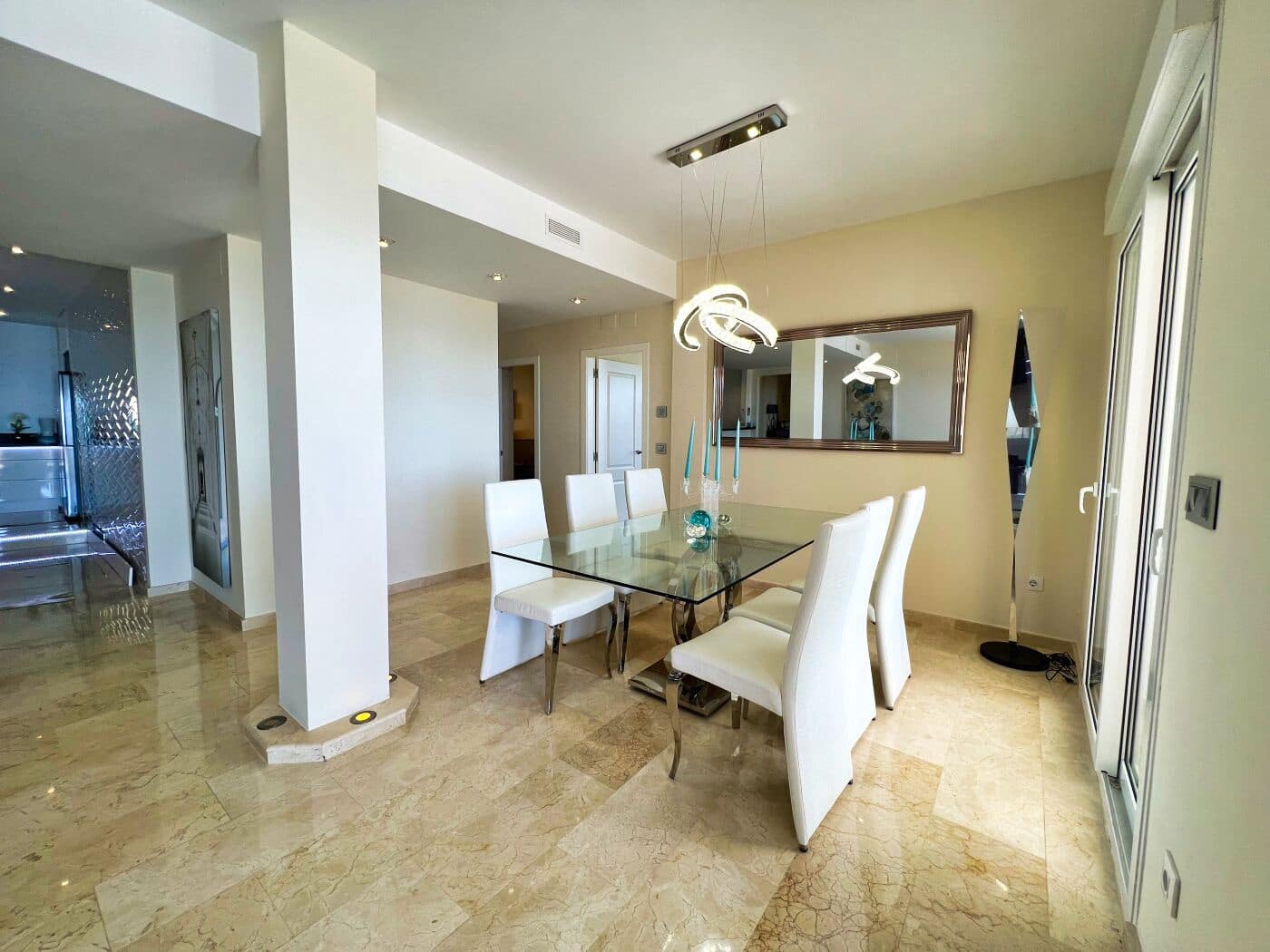 4 soveværelse Lejlighed til salg i Altea med swimmingpool garage - € 750.000 (Ref: 8928531)