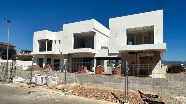 4 chambre Villa/Maison à vendre à Albir, Alfaz del Pi / L'Alfàs del Pi avec piscine garage - 1 950 000 € (Ref: 8975488)