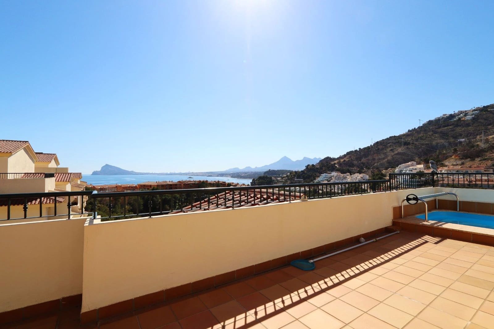 2 soverom Penthouse til salgs i Altea med svømmebasseng garasje - € 495 000 (Ref: 8998064)