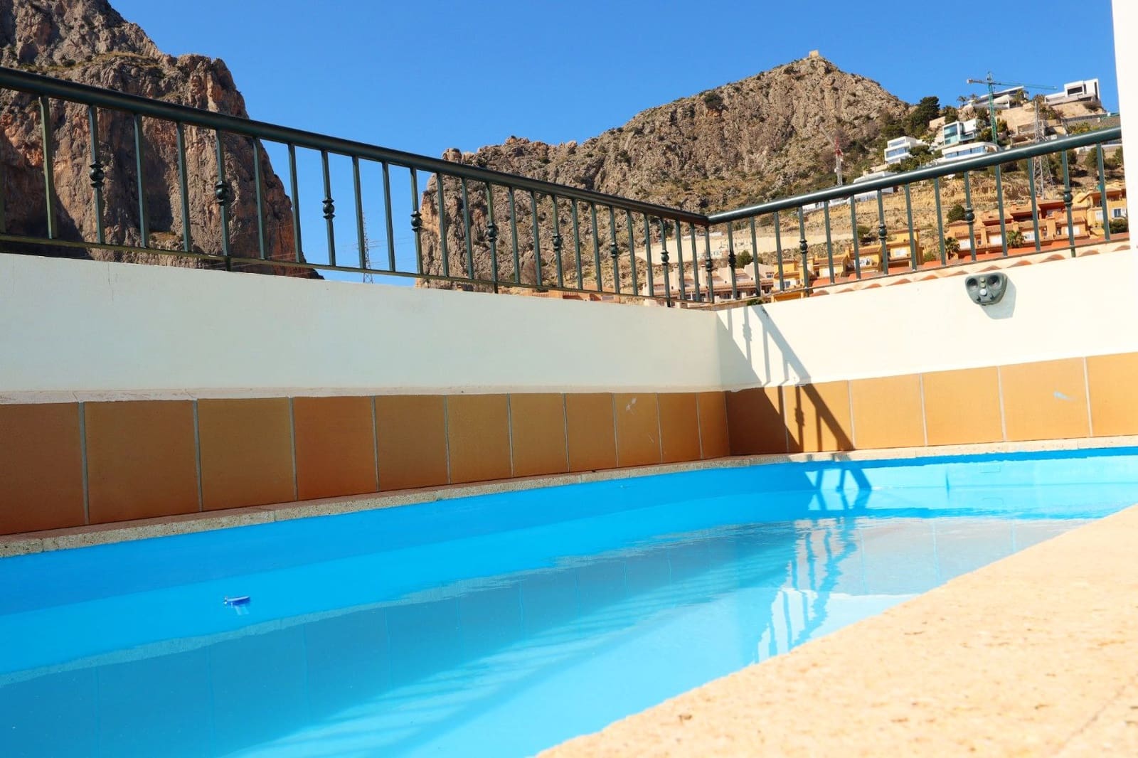 2 soverom Penthouse til salgs i Altea med svømmebasseng garasje - € 495 000 (Ref: 8998064)