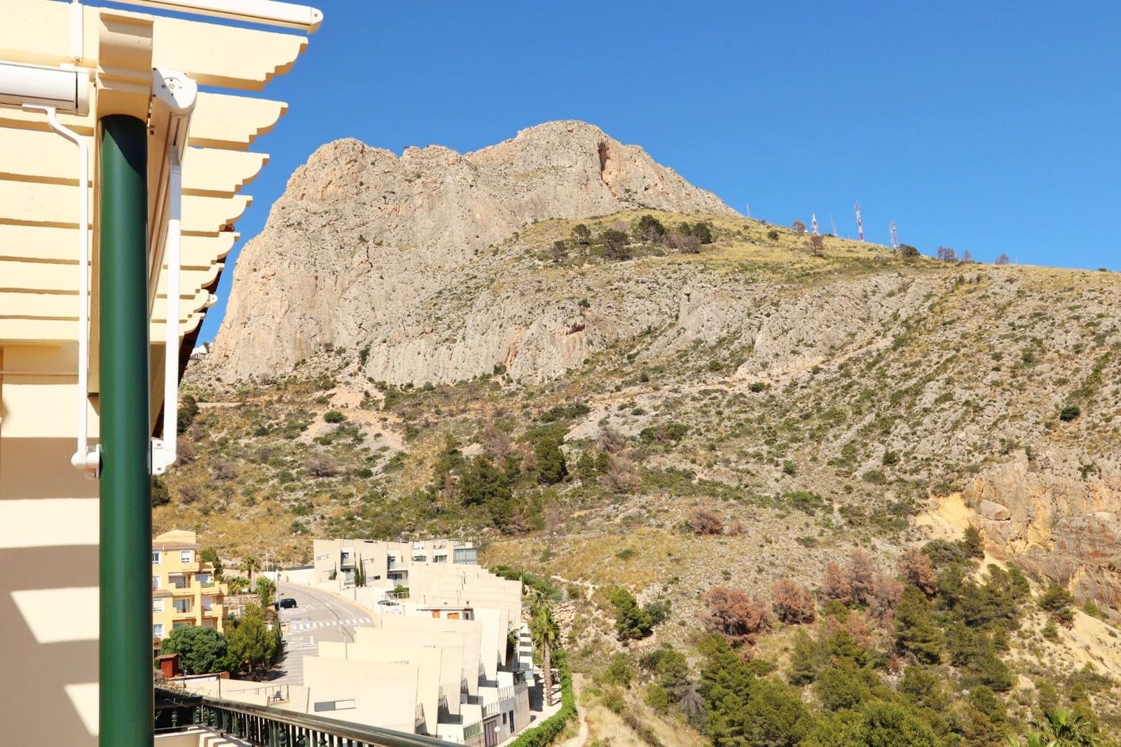 2 soverom Penthouse til salgs i Altea med svømmebasseng garasje - € 495 000 (Ref: 8998064)