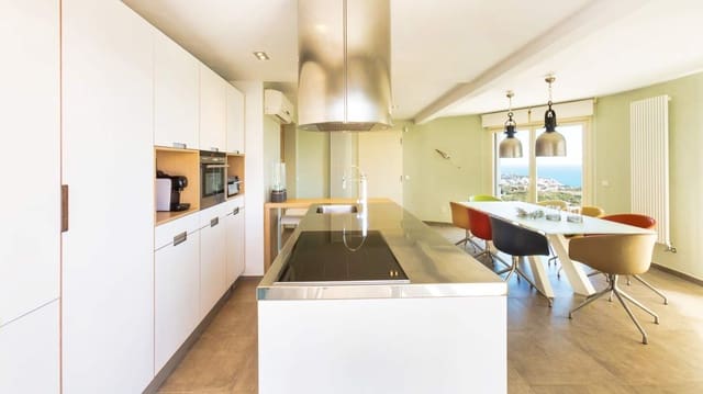 4 Zimmer Villa zu verkaufen in Benissa mit Pool Garage - 1.750.000 € (Ref: 9000344)