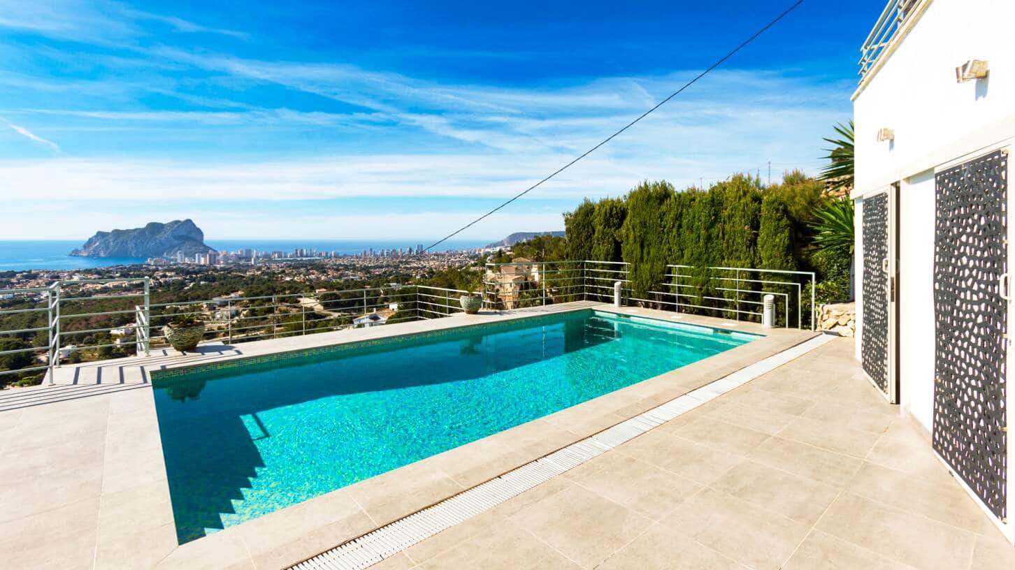 4 bedroom Villa for sale in Benissa with pool garage - € 1,750,000 (Ref: 9000344)