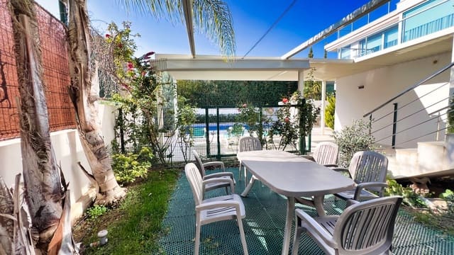 5 bedroom Villa for sale in Cometa - Carrió, Calpe / Calp with pool garage - € 1,980,000 (Ref: 9003153)